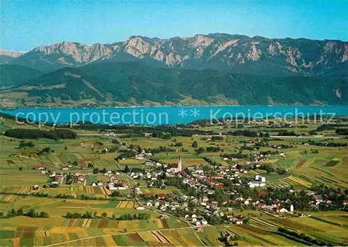 AK / Ansichtskarte St Georgen Attergau Fliegeraufnahme mit Hoellengebirge Kat. Voecklabruck