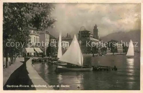 AK / Ansichtskarte Gardone Riviera Lago di Garda Grand Hotel Kat. Italien