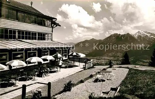 AK / Ansichtskarte Oberstdorf Alpenhotel Schoenblick Terrasse Alpenpanorama Kat. Oberstdorf