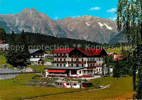 AK / Ansichtskarte Seefeld Tirol Hotel Wetterstein mit Wettersteingebirge Kat. Seefeld in Tirol