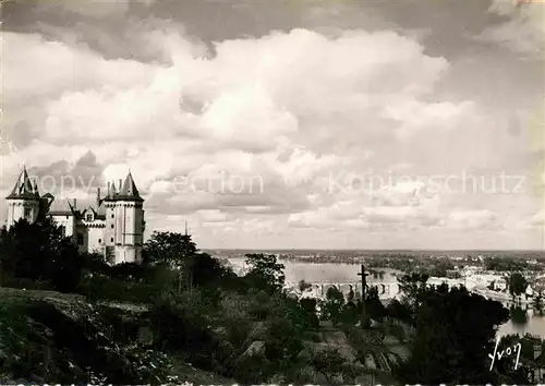 AK / Ansichtskarte Saumur Panorama mit Schloss Kat. Saumur