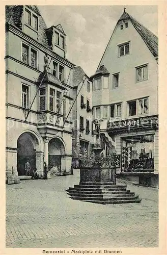 AK / Ansichtskarte Bernkastel Kues Marktplatz Brunnen Kat. Bernkastel Kues