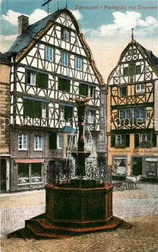 AK / Ansichtskarte Bernkastel Kues Marktplatz mit Brunnen Kat. Bernkastel Kues