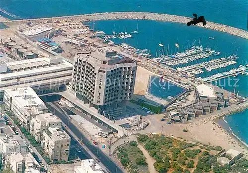AK / Ansichtskarte Tel Aviv Fliegeraufnahme Carlton Hotel Segelhafen Kat. Tel Aviv