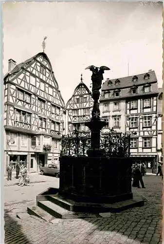 AK / Ansichtskarte Bernkastel Kues Markt Brunnen Kat. Bernkastel Kues