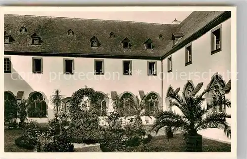 AK / Ansichtskarte Bernkastel Kues St Nikolaus Hospital Innenhof Kat. Bernkastel Kues