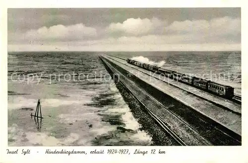 AK / Ansichtskarte Eisenbahn Insel Sylt Hindenburgdamm  Kat. Eisenbahn