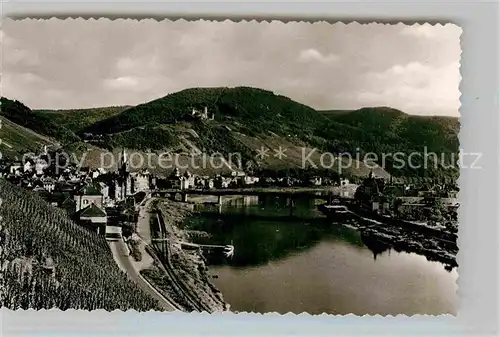 AK / Ansichtskarte Bernkastel Kues Moselpartie mit Burgruine Landstuhl Kat. Bernkastel Kues