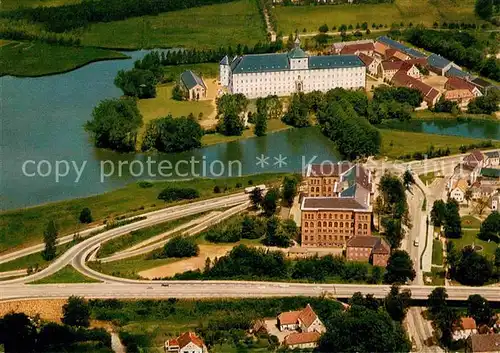 AK / Ansichtskarte Schleswig Holstein Fliegeraufnahme mit Schloss Kat. Schleswig