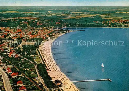 AK / Ansichtskarte Eckernfoerde Fliegeraufnahme mit Strand Kat. Eckernfoerde