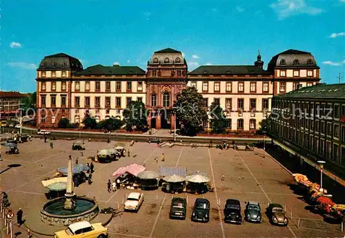 AK / Ansichtskarte Darmstadt Marktplatz und Schloss Kat. Darmstadt
