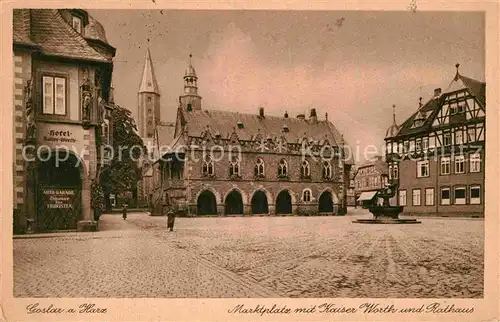 AK / Ansichtskarte Goslar Marktplatz mit Kaiser Worth und Rathaus Kat. Goslar