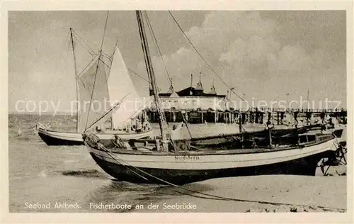 AK / Ansichtskarte Boote Fischerboote Nordstern Seebruecke Ahlbeck  Kat. Schiffe