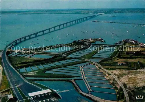 AK / Ansichtskarte Ile d Oleron Viaduc de liaison Oleron Continent vu du ciel Kat. Saint Pierre d Oleron