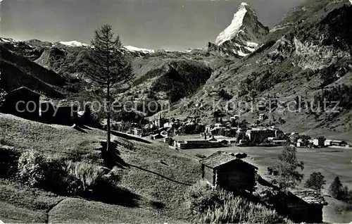 AK / Ansichtskarte Zermatt VS mit Matterhorn Kat. Zermatt