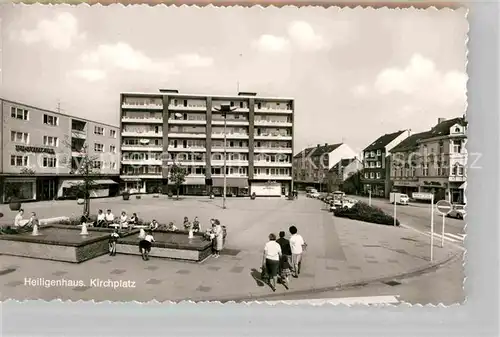 AK / Ansichtskarte Heiligenhaus Mettmann Kirchplatz