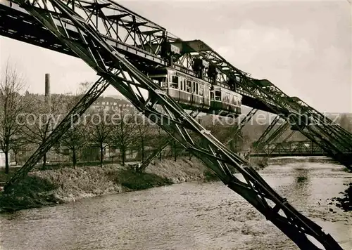 AK / Ansichtskarte Wuppertal Schwebebahn Kat. Wuppertal