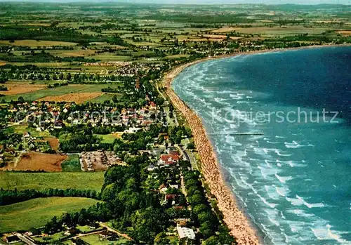 AK / Ansichtskarte Scharbeutz Ostseebad Fliegeraufnahme Kat. Scharbeutz