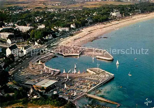 AK / Ansichtskarte Carnac Morbihan Centre nautique et la grande plage vue aerienne