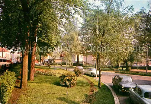 AK / Ansichtskarte Villiers sur Marne Jardin de l Hotel de Ville Kat. Villiers sur Marne