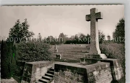 AK / Ansichtskarte Bergzabern Bad Ehrenfriedhof Kat. Bad Bergzabern