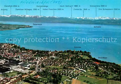 AK / Ansichtskarte Friedrichshafen Bodensee mit oesterreichischen Alpen Fliegeraufnahme Kat. Friedrichshafen