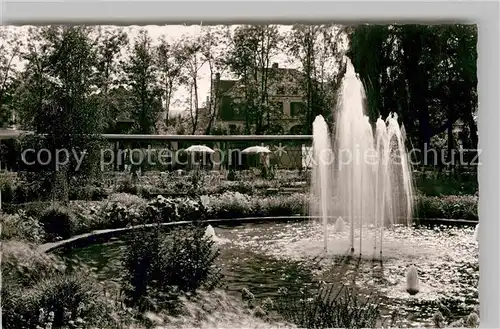 AK / Ansichtskarte Zweibruecken Springbrunnen im Rosengarten  Kat. Zweibruecken