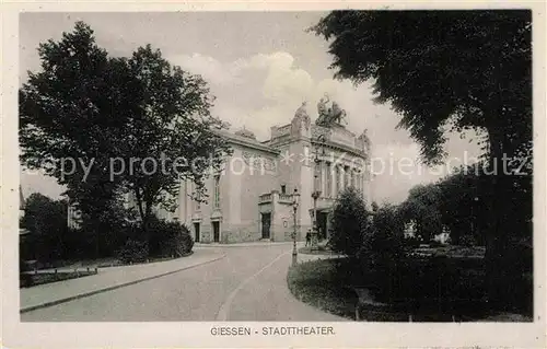 AK / Ansichtskarte Giessen Lahn Stadttheater Kat. Giessen