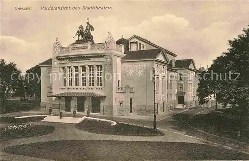 AK / Ansichtskarte Giessen Lahn Stadttheater Kat. Giessen