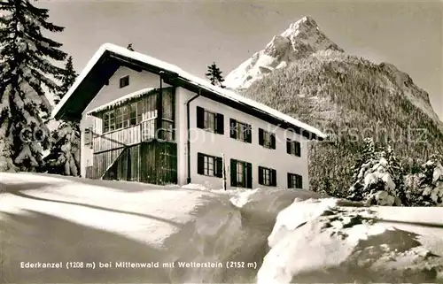 AK / Ansichtskarte Mittenwald Bayern Ederkanzel mit Wetterstein Winterpanorama Kat. Mittenwald