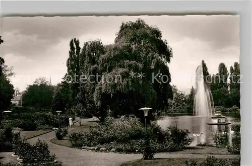 AK / Ansichtskarte Zweibruecken Rosengarten Wasserfontaenen Kat. Zweibruecken