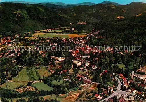 AK / Ansichtskarte Badenweiler Thermalheilbad Schwarzwald Fliegeraufnahme Kat. Badenweiler