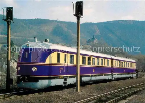 AK / Ansichtskarte Eisenbahn Dieselelektrischer Schnelltriebwagen VT 137 225 a b Deutsche Reichsbahn Kat. Eisenbahn