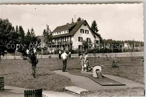 AK / Ansichtskarte Kniebis Freudenstadt Pension Minigolfplatz Kat. Freudenstadt