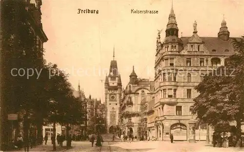 AK / Ansichtskarte Freiburg Breisgau Kaiserstrasse Martinstor Kat. Freiburg im Breisgau