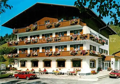 AK / Ansichtskarte Saalbach Hinterglemm Hotelpension Barbarahof  Kat. Saalbach Hinterglemm