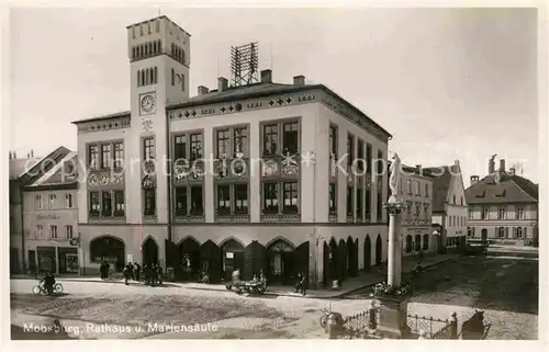 AK / Ansichtskarte Moosburg Isar Rathaus Mariensaeule Kat. Moosburg a.d.Isar