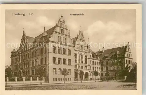 AK / Ansichtskarte Freiburg Breisgau Gewerbeschule Kat. Freiburg im Breisgau