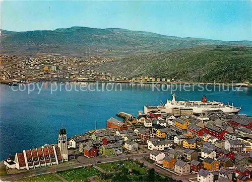 AK / Ansichtskarte Hammerfest Stadtbild mit Kirche Faehre Kat. Hammerfest