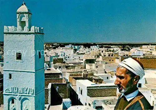 AK / Ansichtskarte Kairouan Qairawan Le Muezen Kat. Tunesien