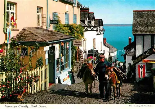 AK / Ansichtskarte Clovelly Picturesque street scene fishing village