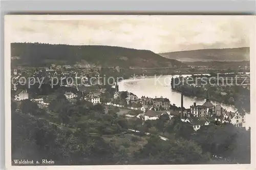 AK / Ansichtskarte Waldshut Tiengen Partie am Rhein