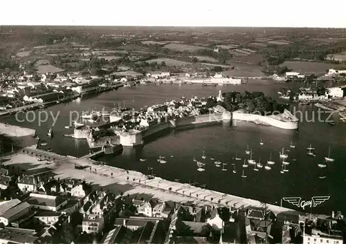 AK / Ansichtskarte Concarneau Finistere Ville Close Port de Peche et de Plaisance Kat. Concarneau