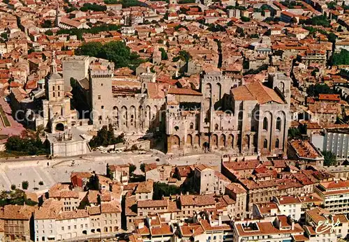 AK / Ansichtskarte Avignon Vaucluse Notre Dame des Doms Palais des Papes  Kat. Avignon