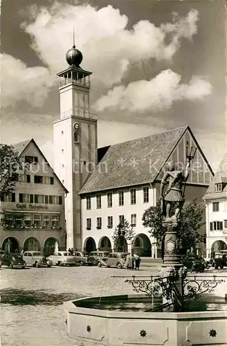 AK / Ansichtskarte Freudenstadt Marktplatz mit Rathaus Kurort im Schwarzwald Kat. Freudenstadt
