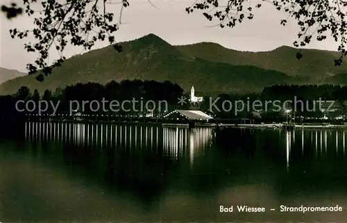 AK / Ansichtskarte Bad Wiessee Tegernsee Strandpromenade Nachtaufnahme