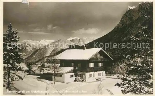 AK / Ansichtskarte Mittenwald Bayern Almwirtschaft am Gletscherschliff Winterpanorama Alpen Kat. Mittenwald