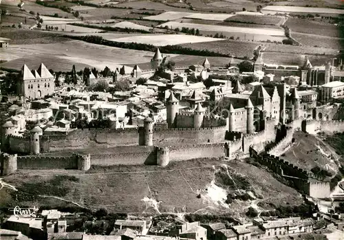 AK / Ansichtskarte Carcassonne Cite Medievale Porte d Aude vue aerienne Kat. Carcassonne