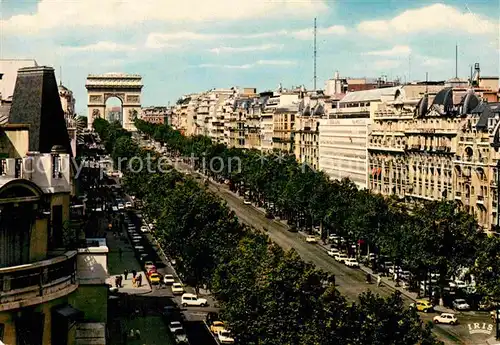 AK / Ansichtskarte Paris Les Champs Elysees et Arc de Triomphe Kat. Paris