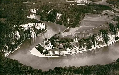 AK / Ansichtskarte Weltenburg Kelheim Kloster mit Donaudurchbruch Fliegeraufnahme Kat. Kelheim